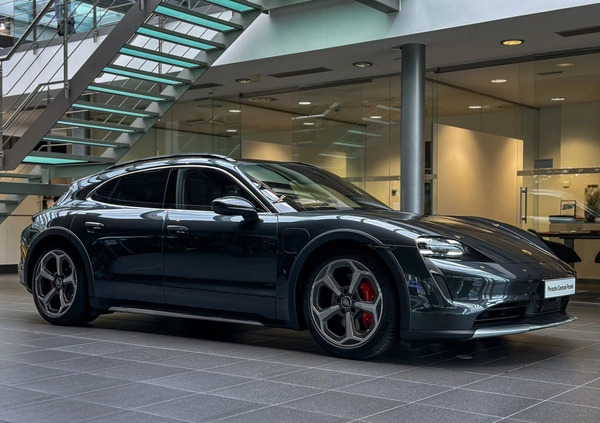 Porsche Taycan cena 583900 przebieg: 4219, rok produkcji 2023 z Końskie małe 232